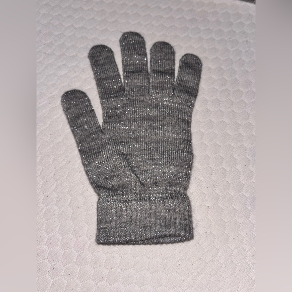 Beanie - Picture 3 of 3